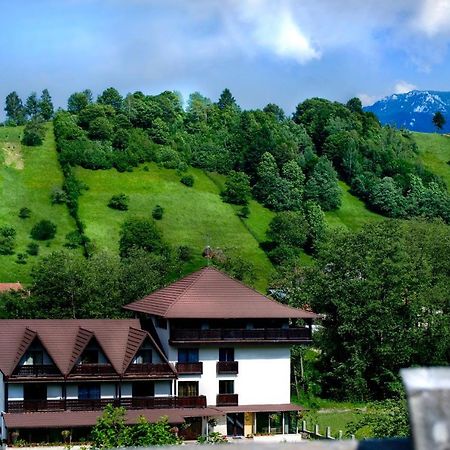 Hanul Simon Pensiune & Restaurant Бран Екстериор снимка